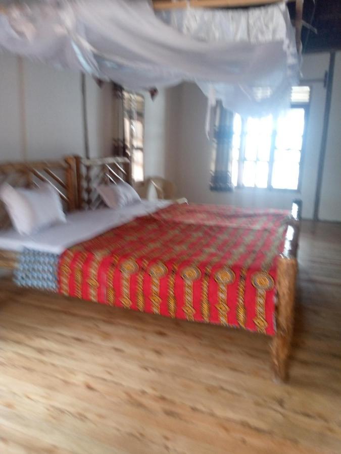 Tembo Safari Lodge Katunguru Zewnętrze zdjęcie