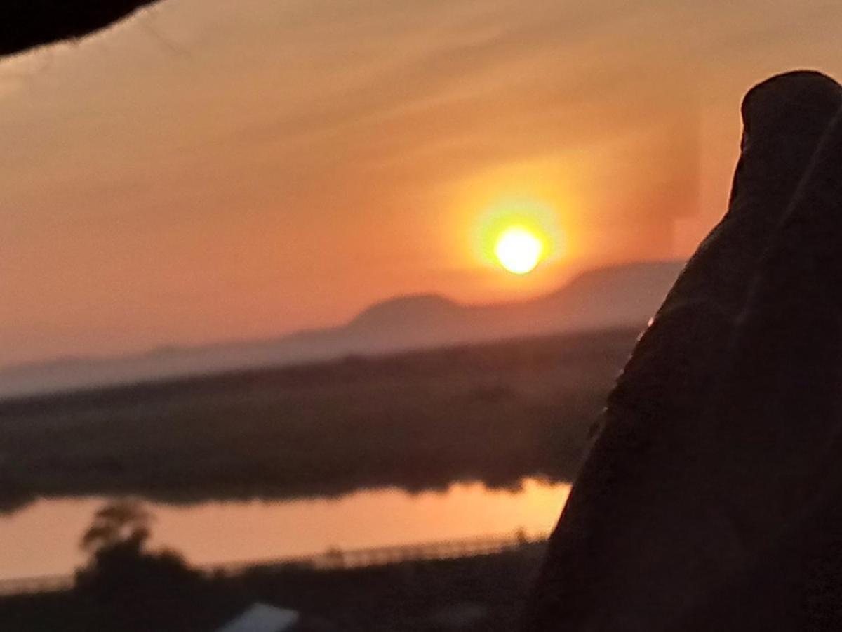 Tembo Safari Lodge Katunguru Zewnętrze zdjęcie