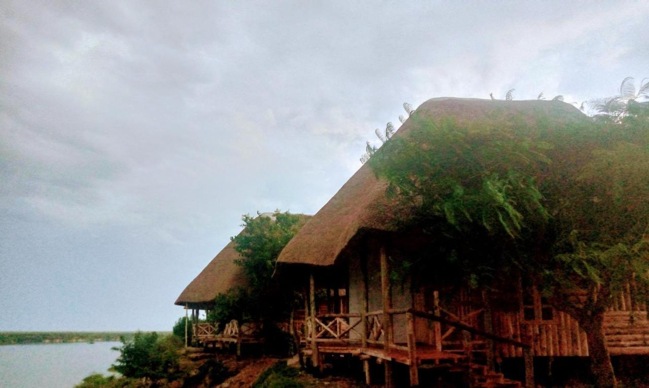 Tembo Safari Lodge Katunguru Zewnętrze zdjęcie