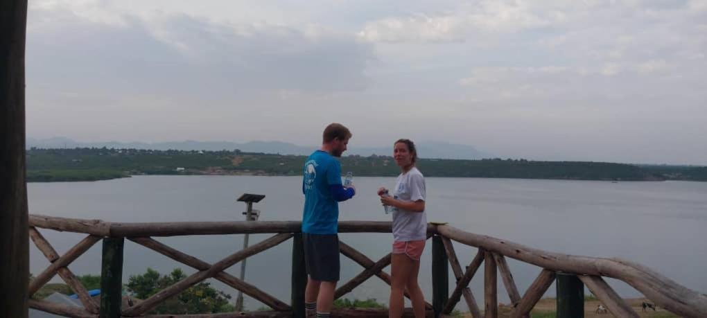 Tembo Safari Lodge Katunguru Zewnętrze zdjęcie
