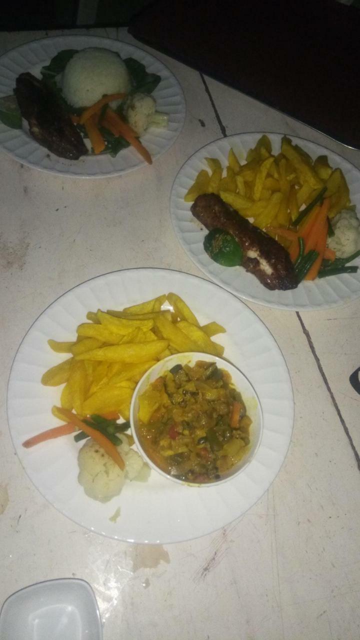 Tembo Safari Lodge Katunguru Zewnętrze zdjęcie