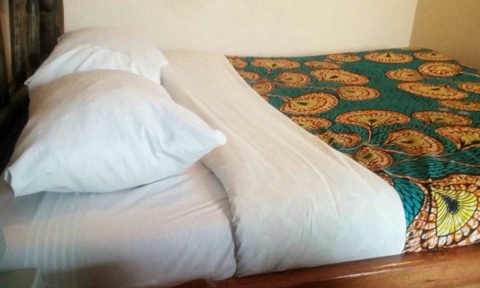 Tembo Safari Lodge Katunguru Zewnętrze zdjęcie