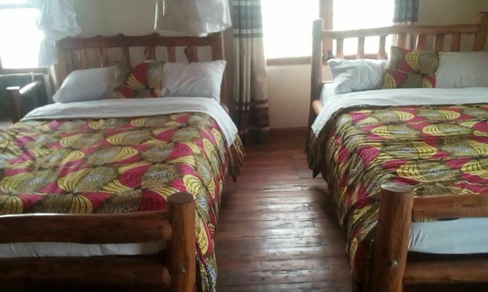 Tembo Safari Lodge Katunguru Zewnętrze zdjęcie