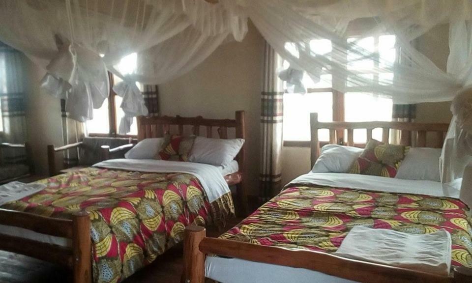 Tembo Safari Lodge Katunguru Zewnętrze zdjęcie
